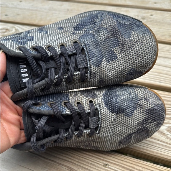 NOBULL Size 9.5 Black and Gray Athletic Shoes with Digital Camo - Picture 7 of 11